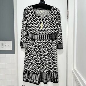 Max Studio 3/4-sleeve, black and white dress. Size small